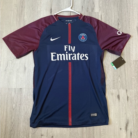 Paris Saint Germain Jersey - Picture 1 of 2
